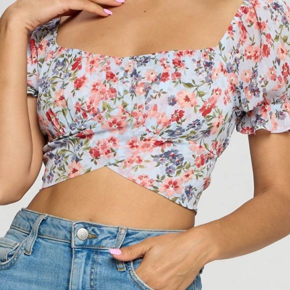 Flower Crop Top with Tie Bow in back size small - Picture 2 of 8